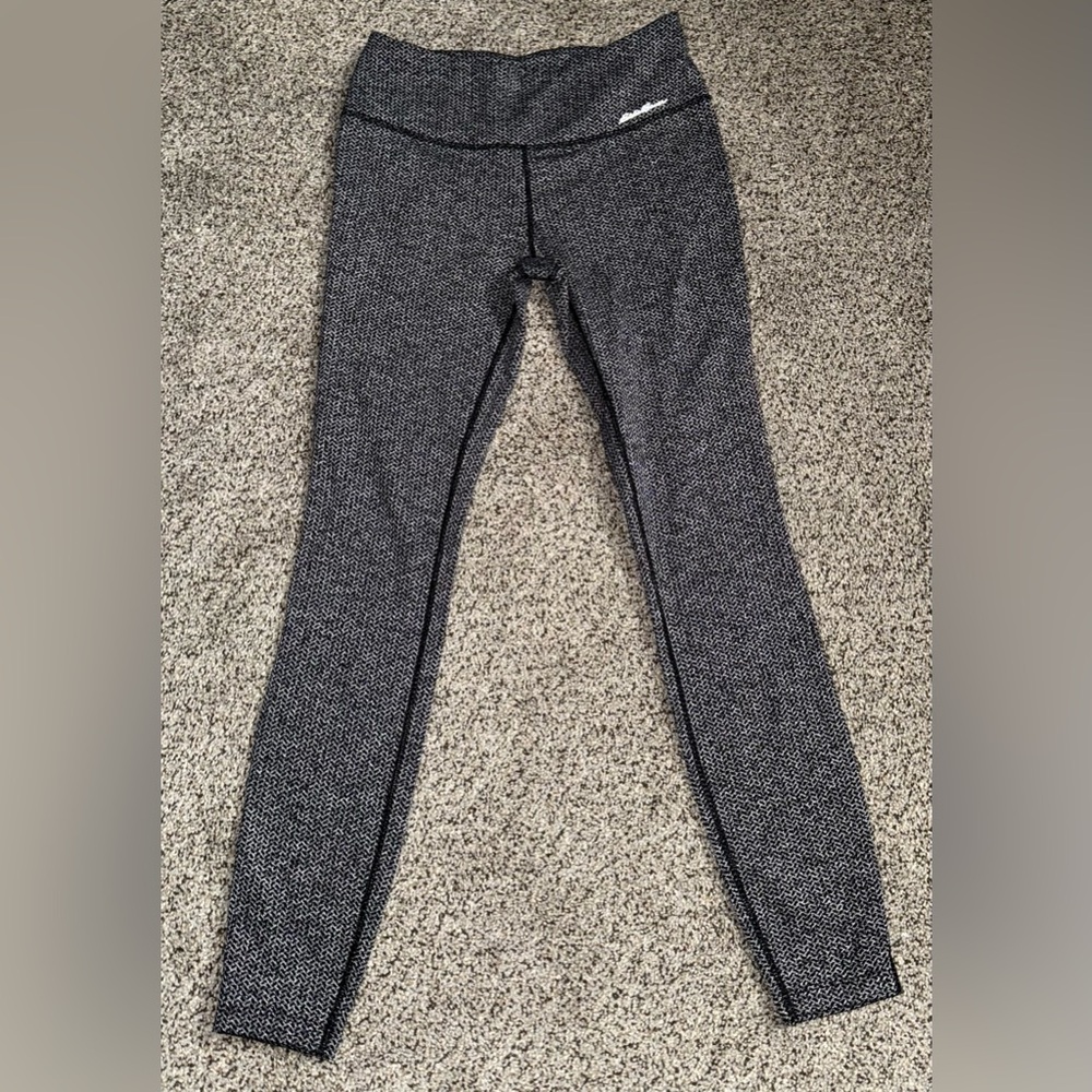 Eddie Bauer women’s thermal leggings